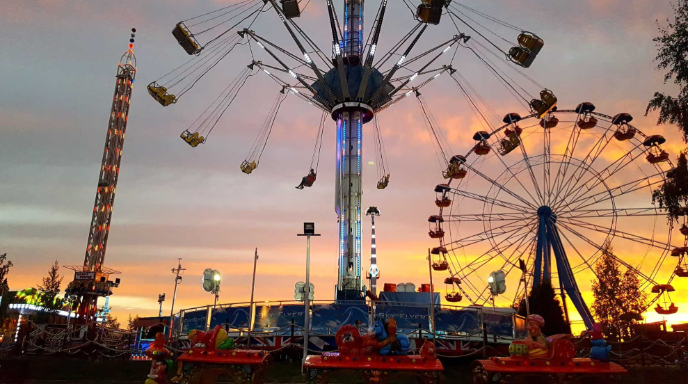 Lunapark Sowiński, Poland